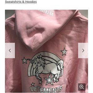 Vetements “unicorns & rainbows” pink oversized